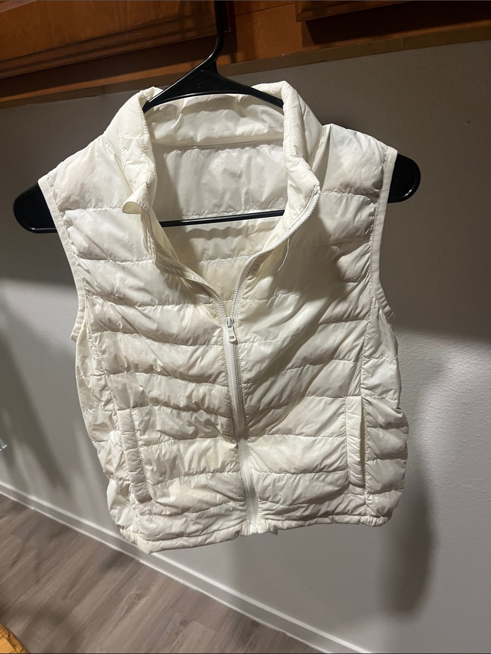 Lightweight Quilted Puffer Vest - Cream/Ivory